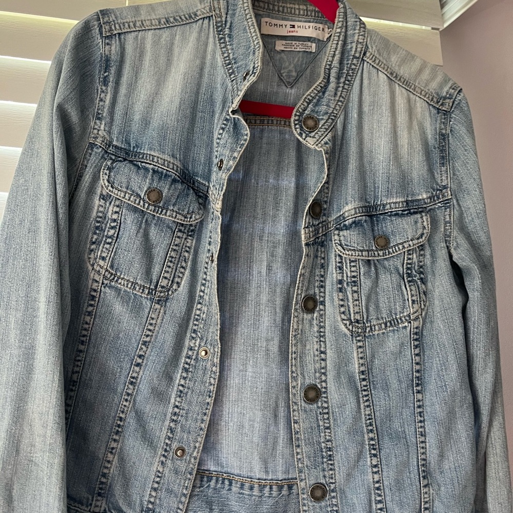 Tommy Hilfiger Classic Blue Denim Jacket 2000’s